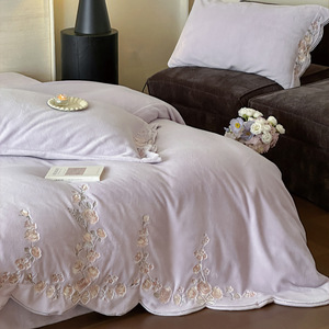 Parure de lit en molleton floral Duoximeimiankang 4 pièces, draps et housses de couette brodés pour usage domestique - Product Image 5
