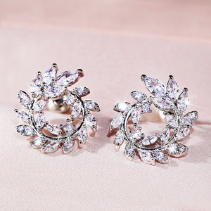 Pendientes de Cristal con Forma de Rama de Olivo para Mujer, Minimalistas, Elegantes, para Uso Diario, Accesorios de Moda - Product Image 4
