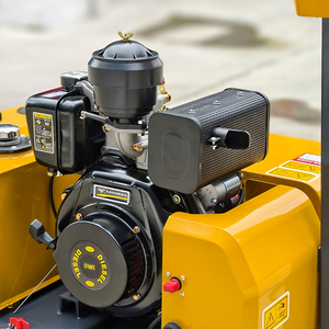 600kg Mini Road <span class=keywords><strong>Roller</strong></span> mit Dieselmotor XCMG Baby Road <span class=keywords><strong>Roller</strong></span> zu verkaufen - Product Image 6