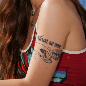 Non fidarsi di nessuno ali di <span class=keywords><strong>serpente</strong></span> tatuaggio temporaneo Semi permanente tatuaggio impermeabile per 2 settimane realistico tatuaggio a base di erbe per il corpo del braccio - Product Image 4