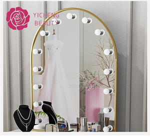 Yicheng Beauty, Unidad de barbería moderna de lujo personalizada, estación de espejo, mesa de maquillaje de salón con LED, venta en línea - Product Image 3