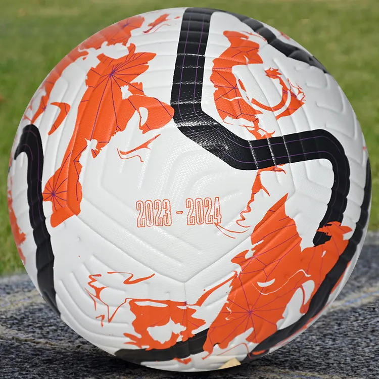 Pallone da calcio rivestito termicamente della fabbrica della cina nuovo 2023 di vendita calda professionale pallone da calcio laminato 4/5 dimensioni