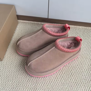 Nouvelles Bottes de Neige de Luxe Hiver 2026 – Chaussures en Coton Chaudes de Qualité Supérieure pour Femme – Chaussures Décontractées d'Extérieur de Créateur – Chaussons Chauds Tendance en Fourrure - Product Image 2