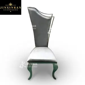 كرسي زفاف فاخر من الفولاذ المقاوم للصدأ بتصميم جديد كرسي أميرة لحفلات الزفاف في دبي أثاث فندقي مبطن ناعم