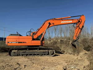 Excavadora Usada Doosan DX300LCA de 30 Toneladas de Alta Eficiencia con Motor, Bomba Hidráulica y Caja de Cambios en Venta - Product Image 4