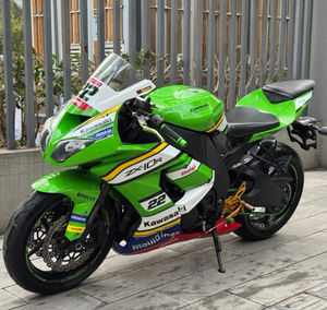 Nel 2010, IT è stato utilizzato per la moto sportiva Kawasaki Super Zx10r da 1000cc - Product Image 5
