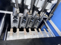 Preformas Auto-Loader Función PET Bottle Maker Equipo de fabricación Máquina de soplado de plástico