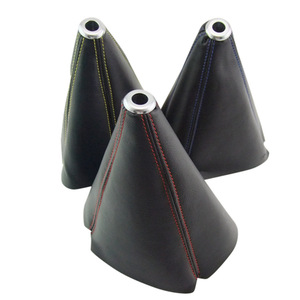 Funda para Palanca de Cambios de Coche, Universal, de Cuero PU Negro con Costuras Rojas, Amarillas y Azules - Product Image 1