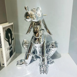 ประติมากรรมสุนัขการ์ตูนไฟเบอร์กลาสชุบโครเมียม รูปทรงขนมหวาน ป๊อปอาร์ต เหมาะสำหรับตกแต่งห้างสรรพสินค้า บ้าน ร้านค้า ประตู บาร์ ของตกแต่งบ้าน สุนัขน่ารัก - Product Image 3