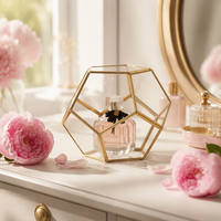 Vas Bunga Meja Pernikahan Modern Buatan dari Logam Rose Gold Tembaga Kaca Terarium Geometris
