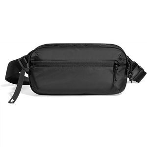 Ligero Casual Sling Crossbody Chest Shoulder Pack con bloqueo RFID para hombres y mujeres Bolsa de mensajero para hombres - Product Image 1
