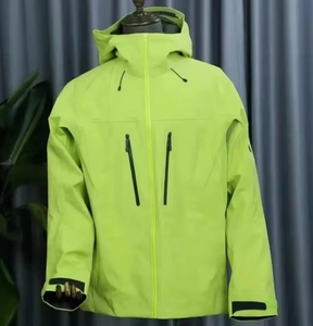 Veste de sport pour hommes en polyester 100% de haute qualité printemps automne veste imperméable extérieure - Product Image 4