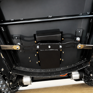 <span class=keywords><strong>Débroussailleuse</strong></span> à chenilles télécommandée de 900 mm pour la désherbage des haies hautes dans les fermes solaires, certifiée CE EPA EURO 5 - Product Image 3