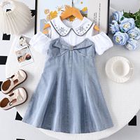 Robe de princesse en jean patchwork à manches bulles et épaules dénudées pour filles, nouvelle collection été 2026, avec un style tendance, en stock