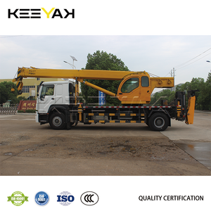Camion grue HOWO 4x2 à vente chaude, 95 km/h, camion de remorquage <span class=keywords><strong>lourd</strong></span>, camion de dépannage de haute qualité à vendre - Product Image 4