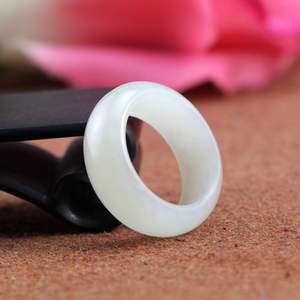 Bague en jade blanc naturel de type A, artisanale, bijoux Feng Shui, prospérité et <span class=keywords><strong>protection</strong></span> - Product Image 2