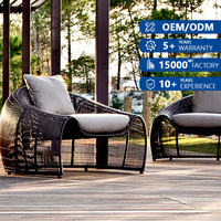 Ensemble de meubles d'extérieur contemporains et robustes pour jardin et patio, canapés modulaires tressés à la main pour l'extérieur