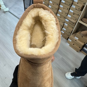 Botas de nieve clásicas de lujo para exteriores 2026, nuevas, cálidas, con suela gruesa, zapatos casuales con suela de goma antideslizante, zapatos de algodón de marca. - Product Image 3