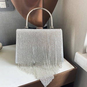 2025 Fashion Women frizzante da sera <span class=keywords><strong>pochette</strong></span> da donna in argento <span class=keywords><strong>pochette</strong></span> da donna con nappe borse per feste - Product Image 2