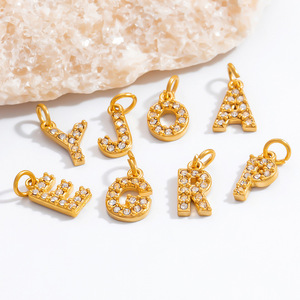 SUMMLY - Dijes de Circonio con las 26 Letras del Alfabeto, Chapados en Oro de 18K, de Acero Inoxidable, para Joyería DIY - Product Image 4