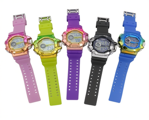 Orologio Sportivo Digitale J-05 41mm Cassa in Plastica Cinturino in Silicone Unisex Resistente all'Acqua 3Bar - Product Image 1