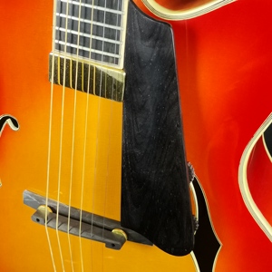 Chitarra Elettrica Jazz Yunzhi YZA25 Sunset di Alta Qualità, Fatta a Mano, con Tastiera in Ebano, <span class=keywords><strong>6</strong></span> Corde, Fondo e Fasce in Acero, Finitura Laccata - Product Image 3