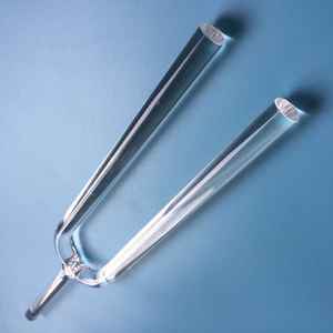 شوكات رنين كريستالية من الكوارتز النقي مقاس 16 مم للبيع بالجملة، مكونة من ثاني أكسيد السيليكون، للعلاج بالصوت والتأمل وموازنة الشاكرا والعلاج بالريكي - Product Image 3