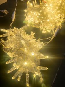 Luces decorativas navideñas LED de colores con clasificación IP65 para el hogar, patio y eventos. - Product Image 1