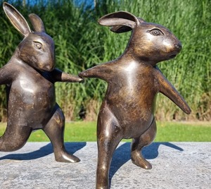 รูปปั้นกระต่ายสีบรอนซ์ในสวนทำด้วยมือวัตถุกระต่ายแข็ง & โชว์ชิ้นสไตล์วินเทจขนาดใหญ่ในราคาที่ดีที่สุด - Product Image 4