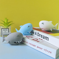 Jouet Squishy Requin en Silicone TPR, Doux, Anti-Stress, à Presser pour le Divertissement des Jeunes sur le Bureau