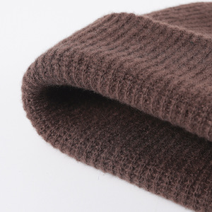 Gorro de punto elástico y delicado sin visera para hombre, ideal para exteriores, con degradado, mantiene el calor, color café, para correr, kit de gorro. - Product Image 3