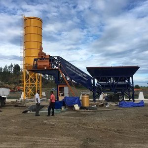 Precio de fábrica Serie YHZS Planta dosificadora móvil Mezclador de doble eje Planta mezcladora de concreto para sitio de construcción - Product Image 1