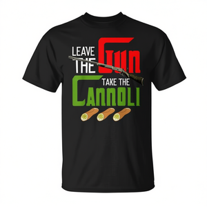 T-shirt per amanti della cucina italiana con stampa 'Gun Vs Cannoli' - Product Image 2