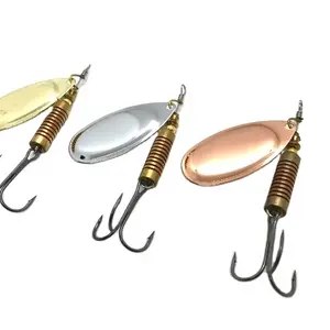 Accesorios de pesca Cebos Señuelo Aparejos Pesca Metal Señuelo Enchufe Spinner Cebo con anzuelo triple