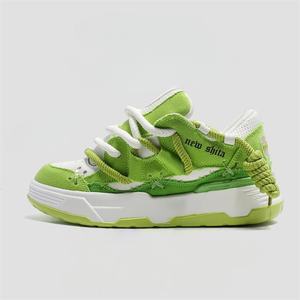 Chaussures de skate décontractées pour hommes et femmes, en cuir véritable, respirantes, à lacets, semelle épaisse, anti-odeur, pour la marche et le sport - Product Image 4