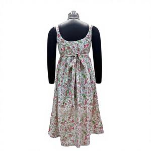 ชุดเดรสผ้าฝ้ายสีดำลายบล็อกพิมพ์มือสไตล์ชนเผ่าสำหรับผู้หญิง เสื้อคุर्ตาแขนกุดสไตล์โบฮีเมียนอินเดีย เสื้อคลุมฤดูร้อนสำหรับผู้หญิง - Product Image 4