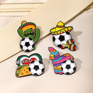 Broche y Pin de Aleación de Zinc Esmaltado con Formas de Cactus y Piata, Accesorio Conmemorativo <span class=keywords><strong>Mexicano</strong></span> para Fútbol México-EUA-Canadá - Product Image 2