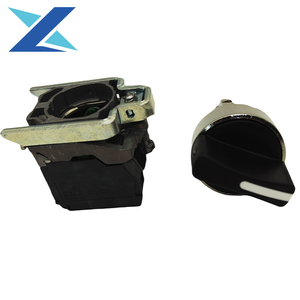 Interrupteur <span class=keywords><strong>rotatif</strong></span> Schneider Harmony XB4 série <span class=keywords><strong>3</strong></span> <span class=keywords><strong>positions</strong></span> à verrouillage XB4BD33, neuf et original - Product Image 5
