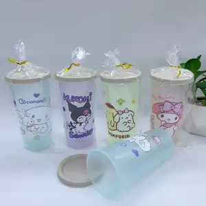 새로운 만화 휴대용 300ml 플라스틱 컵 학생 캠퍼스 여행 간단한 귀여운 물 컵 커버 라운드 어린이
