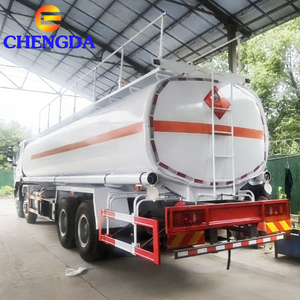 Camion-citerne diesel HOWO 6x4 à 10 roues de haute qualité, prix usine, vente chaude, pour usage bureautique - Product Image 4