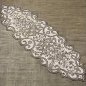 Camino de Mesa Clásico Bordado con Flores y Borde Cosido en Marrón para Decoración del Hogar - Product Image 4