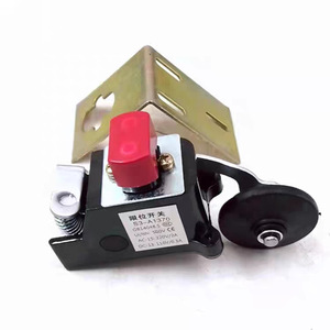 S3-A1370 ลิมิตสวิตช์ SPDT 220V 2A สำหรับลิฟต์ก่อสร้าง ตัวเครื่องโลหะ IP20 - Product Image 1