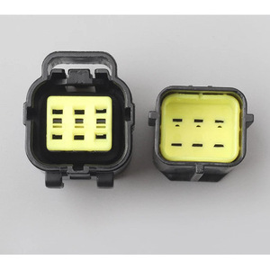 Conector Automotriz de 6 Pines a Prueba de Agua, Sellado, de Plástico Negro, IP20, para Uso en Automóviles - Product Image 3