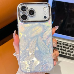 Funda plateada con diseño de plumas y ventana grande para iPhone 17 Pro Max, también compatible con iPhone Air/16 Plus con protector de lente - Product Image 4