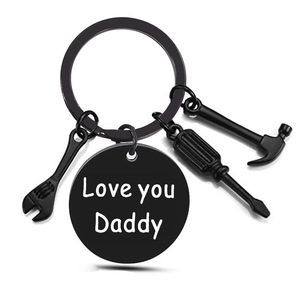 Porte-clés en métal noir en gros, avec breloques outils (marteau, tournevis), cadeau pour la Fête des Pères, anniversaire, famille, papa, grand-père, oncle - Product Image 2