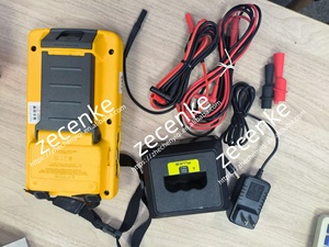 Calibrador de proceso de documentación Fluke 743B usado - Product Image 2