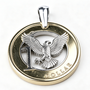 Pendentif circulaire en alliage de zinc plaqué or avec motif d'aigle pour collection d'art - Product Image 4