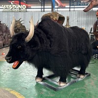 Yak animatronique réaliste recouvert de fourrure, alimenté par moteur, pour les expositions dans les zoos, les musées et les parcs d'attractions - Personnalisable en silicone et acier