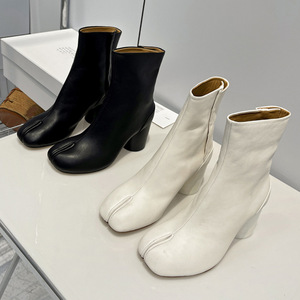 Bottes courtes pour femmes en cuir véritable de luxe, style Tabi, à talon haut, mi-montantes - Product Image 2