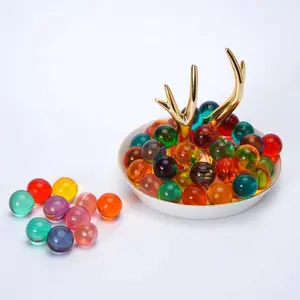 Perles de bain rondes de différentes couleurs avec divers parfums en vrac Petite quantité est acceptable